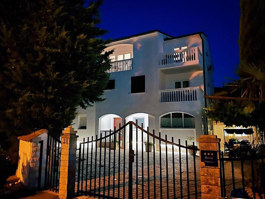 Apartmani Marin ميدولين المظهر الخارجي الصورة